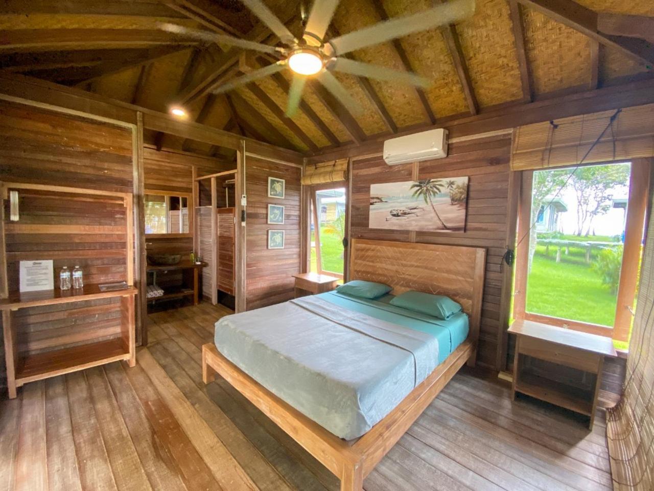 Sonny Island Resort Cabanas Frente Al Mar Punta Bajo Rico Extérieur photo