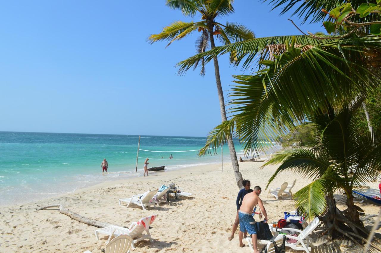 Sonny Island Resort Cabanas Frente Al Mar Punta Bajo Rico Extérieur photo